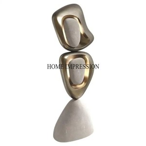 Aluminio fundido Aspecto elegante más único Diseñador atractivo Acentos decorativos para el hogar Esculturas llamativas Suministros DE LA India - Product Image 3