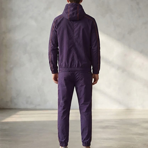 Chaqueta Deportiva Ligera de Nailon 100% de Alta Calidad, Impermeable y Ajustada, para Hombre - Product Image 3