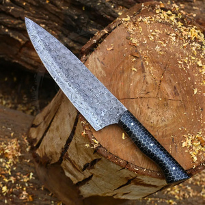 Couteau de chef professionnel japonais en acier Damas à 67 couches, 8 pouces, avec manche en résine nid d'abeille forgé - Product Image 1