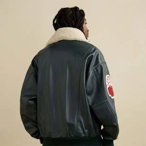 เสื้อแจ็คเก็ตหนังบอมเบอร์คลาสสิก unisex - มีสไตล์และทนทาน เหมาะสําหรับชุดลําลองและกิจกรรมกลางแจ้ง - Product Image 4