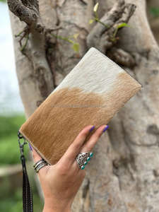 Bolso de mano de cuero de piel con pelo de estilo occidental para mujer, bolso de mano diseñado para mujer, billetera única de cuero con herramientas de Venta caliente - Product Image 4