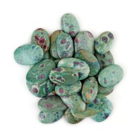 Pierre naturelle roulée en rubis fuchsite vert rose, gemmes plates ovales pour la paume de la main, cristal de guérison 25-30mm, excellente qualité, style art populaire