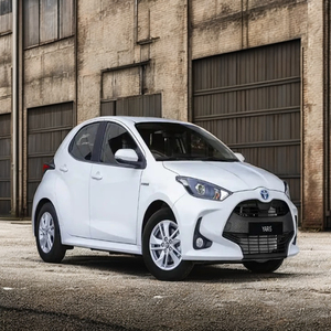 Toyotaa Vitz 2024 | Hatchback compacto y confiable | 1.0L 1.5L Gasolina | Transmisión automática | Exportación lista - Product Image 6