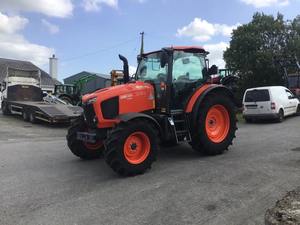 Tractor Agrícola Kubota M6-121 Original de 123 HP |   Tractor Agrícola Diésel 4x4 para Uso Comercial - Product Image 6