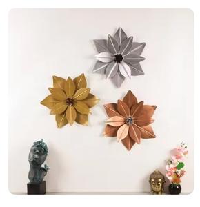 Decoración de pared de metal con tema de flores | Diseños hechos a mano | Servicio personalizado para compradores a granel a precio razonable - Product Image 3