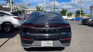 Toyota Crown Limited GS berline automatique 2023, sièges en cuir, toit ouvrant panoramique - Product Image 5