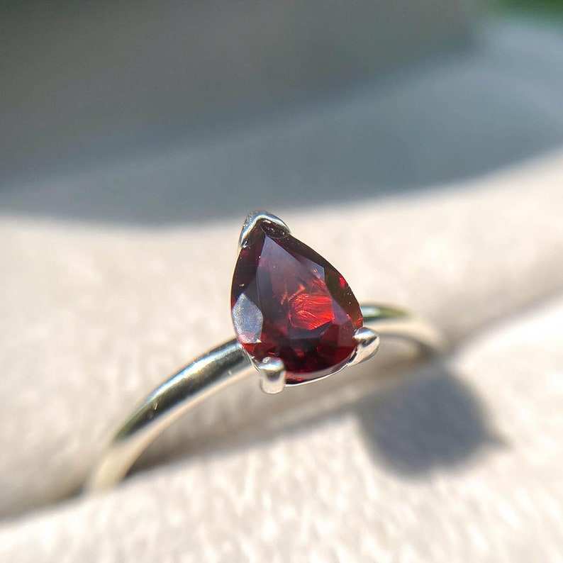 ตามภาพที่แสดง