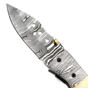 Couteaux de poche pliants en bois taille personnalisée en acier damas couteau de survie de camping de poche pliant avec couteaux à manche en corne - Product Image 3