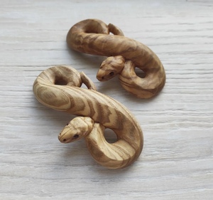 Bâtons de cheveux sophistiqués en corne de buffle Épingles à cheveux en corne de vache et de boeuf de qualité supérieure avec style de fleurs sculptées pour une élégance moderne - Product Image 1