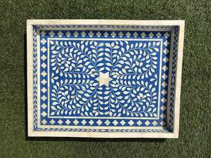 Bandeja de servicio Rectangular con incrustaciones de hueso hechas a mano de calidad genuina, diseño de hojas de tamaño personalizado de resina negra para uso en restaurante en casa - Product Image 5