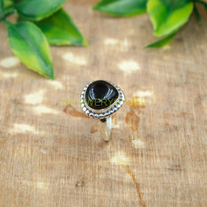 Anillo de Ónix Negro, Anillo de Plata de Ley 925, Anillo de Piedra Negra, Anillos de Compromiso y Boda Minimalistas Hechos a Mano para Mujer, Regalo de Navidad - Product Image 5