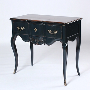 โต๊ะกาแฟขายดีหมายเลข7237ทำจากไม้มะฮอกกานีผิวเรียบพร้อมลิ้นชักเพิ่มเติมข้างใต้ - Product Image 2