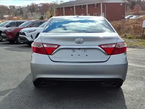 Toyota Camry XLE 2016 Usado en Excelentes Condiciones - Product Image 3