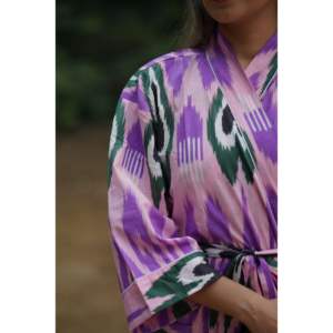 Peignoir en tissu Ikat Bonbon pour femme, doux et respirant, avec cordon de serrage et ceinture, vêtement d'intérieur ODM - Product Image 1