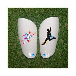 Normes de joueur de football de haut niveau Protège-tibias Équipement de protection masculin Spécialement conçu Type 08A - Product Image 1