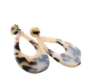Pendientes de madera de acacia de resina hechos a mano diseño sólido técnica pulida nueva colección su fiesta de boda con perla principal - Product Image 2