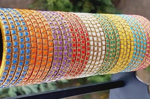 Bracelets Kundan en fil de soie faits à la main | Bijoux élégants de mariée et d'usure quotidienne | Cadeaux de retour parfaits pour des occasions spéciales - Product Image 5