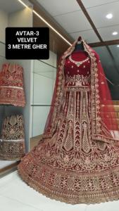 Conjunto de Lehenga Choli adornado con ropa festiva india y pakistaní de terciopelo clásico con lentejuelas y trabajo de piedra para mujer a la venta. - Product Image 5