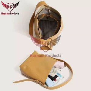 Sac élégant en cuir verni personnalisé pour femmes-Nouveau design de sac à main en cuir pour dames-Vente en gros de sacs à main fourre-tout personnalisés pour femmes - Product Image 4