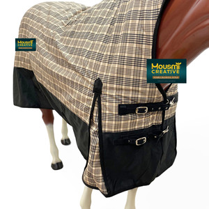 Alfombra de caballo de medio cuello personalizada ecuestre a precio asequible 1200D Ripstop 200g manta aislada de asistencia de invierno fabricante OEM a granel - Product Image 5
