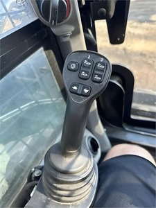 2021 NEW HOLLAND C337 Factory Hot Small Skid Steer Front End Loader con cubo Compact Skid Steer Loader Accesorio Mini Skid S - Product Image 3