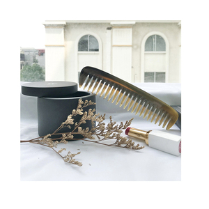 Peine de Cuerno Huong Dang de Lujo, Hecho a Mano en Vietnam, Modelo 0922-81 para Uso en Hoteles - Product Image 5