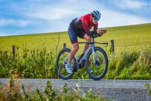 Bicicleta de Carretera para Triatlón Orbees Ordu M10iLTD 2025 de Alta Calidad, Aleación de Acero Aero, Di2 2x12, Disco, Motor de 16 500W, Batería Integrada de Largo Alcance - Product Image 3