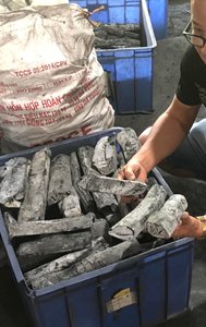 Offre Spéciale-100% Charbon de bois blanc naturel-Charbon de bois dur-Charbon de barbecue de haute qualité à vendre Exportation vers la Corée, le Japon, les États-Unis - Product Image 6