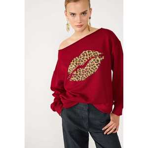 Sudadera con Estampado de Labios y Leopardo - Product Image 3