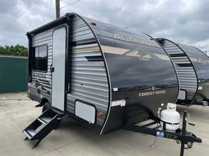 Autocaravanas Forest River Aurora Light 13RDX 2025 2026 Económicas, 16 pies, para 3 Personas, con Cama Queen, Remolques de Viaje, Listas para Enviar - Product Image 3