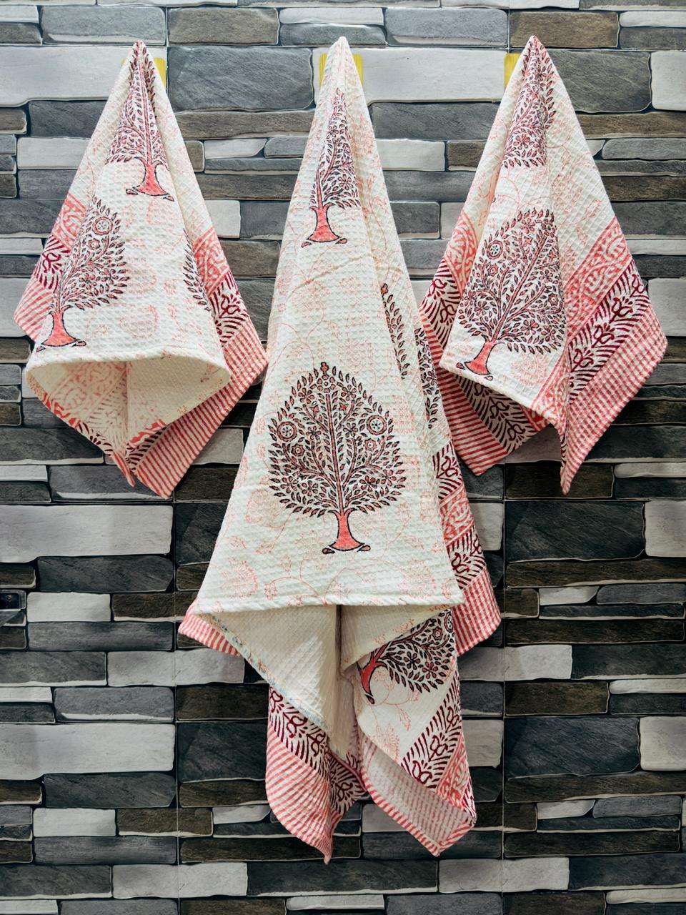 เช่นเดียวกับภาพ