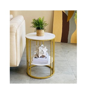 Petite table d'appoint ronde à base de métal en acier doré avec dessus en verre Salon Usage domestique avec tout neuf de haute qualité - Product Image 4