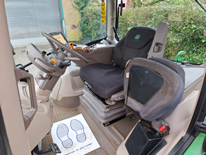 รถแทรกเตอร์ Massey Ferguson John Deere รุ่น 6155R ขับเคลื่อน 4 ล้อ 155 แรงม้า ระบบเกียร์ธรรมดา ปั๊มเกียร์ กล่องเกียร์ ชิ้นส่วนหลักของเครื่องยนต์ รับประกัน 3 ปี - Product Image 3