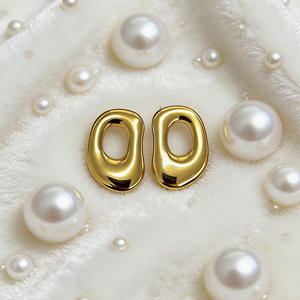 Pendientes de Aro de Acero Inoxidable para Mujer, Chapados en Oro de 18K, Estilo Vintage, Joyería Elegante en Color Oro y Plata para Aniversario - Product Image 3