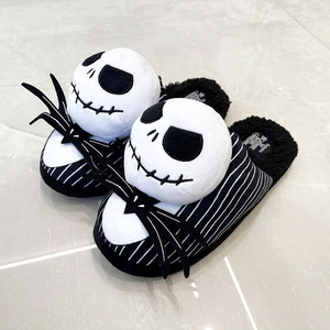 Dessin animé maison hiver maison mode Halloween crâne <span class=keywords><strong>Jack</strong></span> poupée pantoufle Super doux peluche avec PP coton plus chaud pour hommes enfants - Product Image 1