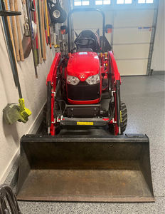 Tractor de Ruedas Usado AGCO Massey Ferguson 399 4WD de 50 HP con Transmisión de Engranajes, con Informe y 2 Años de Garantía - Origen Ontario - Product Image 1