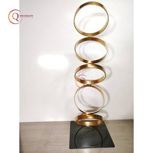 Recién llegado, estatua de escultura de Metal, esculturas decorativas modernas para recién casados, adorno de regalo, suministros de Mesa para el hogar y la Oficina - Product Image 6
