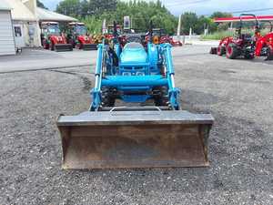 Tractor LS MT225E de la Mejor Calidad, Tractor Agrícola en Oferta, Precio de Fábrica y Venta al por Mayor, Alto Rendimiento, Duradero y Eficiente en Todo el Mundo - Product Image 4