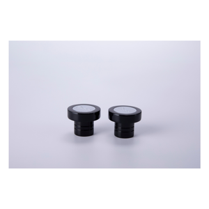 Bouteilles de parfum de chapeau en métal avec des couvercles de pulvérisateur de pompe de finition en bois - Product Image 5