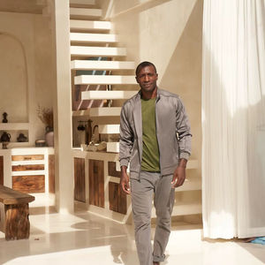 Veste légère décontractée d'été Ultifresh UVJ03 100% polyester imperméable à séchage rapide et écologique avec poches latérales - Product Image 6