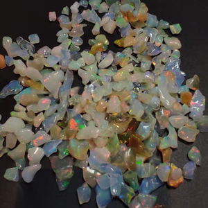 Opale éthiopienne naturelle 2-4 carats spécimen brut en vrac pierres précieuses 2-4 carats taille - Product Image 4