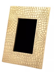 Marco de fotos de metal rectangular de lujo hecho a mano para bodas para exhibición de mesa en el dormitorio sala de estar o lugar de boda - Product Image 3