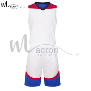 Bon fournisseur, 100% polyester, nouvelle arrivée, vêtements pour adultes, séchage rapide, respirant, vêtements de sport unisexes pour l'extérieur, uniforme de basket-ball pour équipe - Product Image 4
