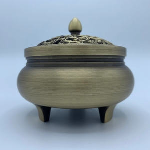 Quemador de incienso inspirado en Heritage con tapa de latón floral y base de aluminio con recubrimiento de polvo negro para Eid Diwali y Ramadán - Product Image 5