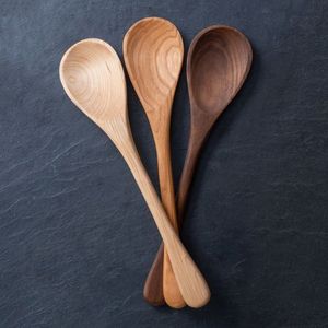 Cuchara de Madera Artesanal de Lujo, Duradera, para Cocinar, Servir, Remover y Mezclar en Fiestas, Cocina Moderna y Tradicional, Uso Doméstico, para Chefs Caseros - Product Image 1