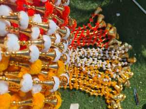 พวงมาลัยปอมปอมปอมมีกระดิ่งสำหรับงานแต่งงานอินเดีย diani mesangeet Diwali เม็กซิกันตกแต่งแขวนประตูบ้านการเฉลิมฉลองสีต่างๆ - Product Image 3