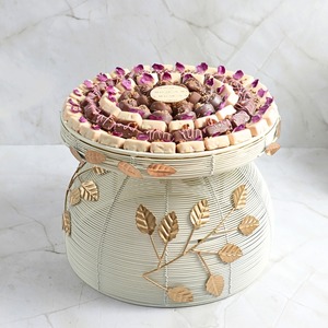Nuevo cuenco de chocolate lanzado con bandeja en blanco Cuenco de artesanías con acabado antiguo para servir dulces Último cuenco decorativo - Product Image 5