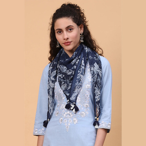 Foulards traditionnels en soie pour femmes coutures soignées hijab en mousseline de soie unie dans des couleurs ethniques pour l'été pour les femmes musulmanes - Product Image 6