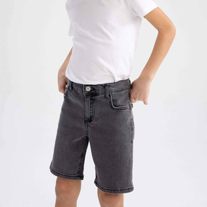 กางเกงยีนส์ขาสั้นเด็กสไตล์สตรีทแวร์ลำลอง ลวดลายกราฟิกวินเทจ ล้างสีแบบดิสเทรส - Product Image 4