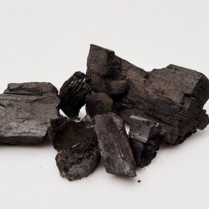 Carbón de madera dura para barbacoa de forma hexagonal Premium, alta temperatura y carbón puro - Product Image 1